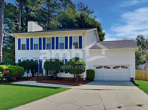 10 Donegal Ct, Simpsonville, SC 29681