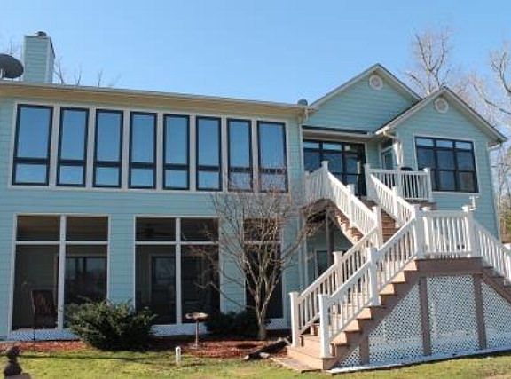 2nd image of 104 Eaton Pl
