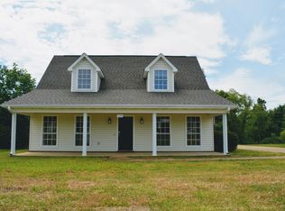 109 Briarcliff Dr, Saltillo, MS 38866