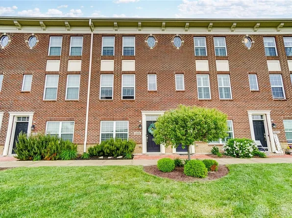 1205 Parklake Row, Springboro, OH 45066