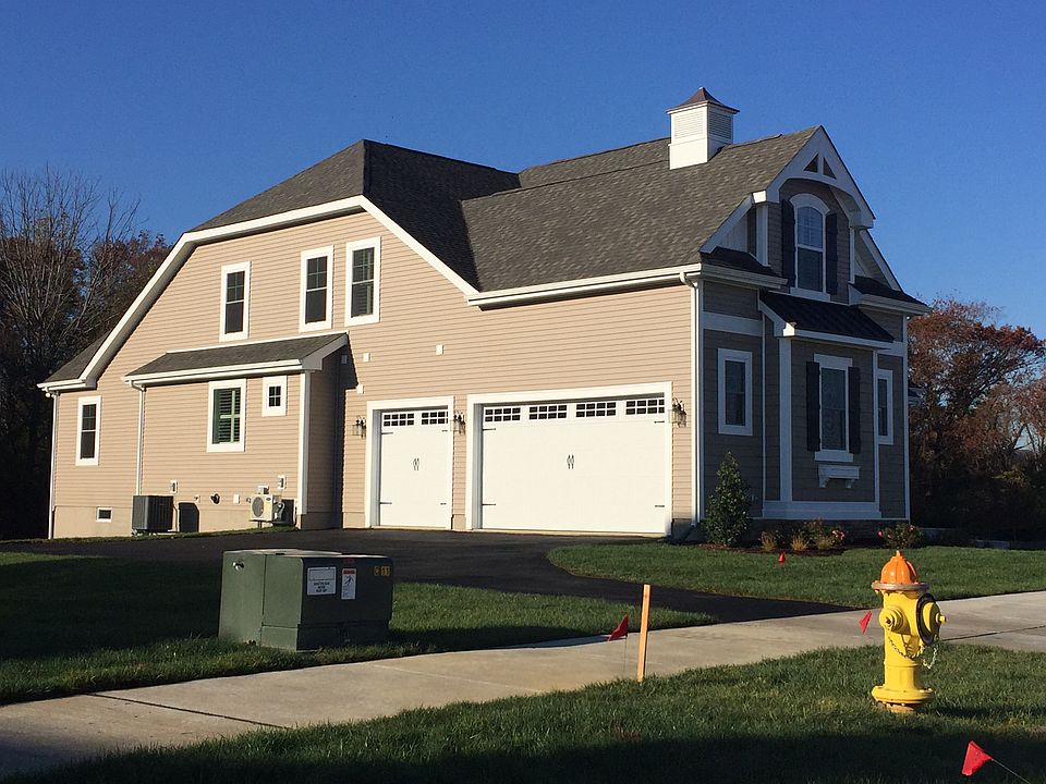 2nd image of 822 Sweet Birch Dr