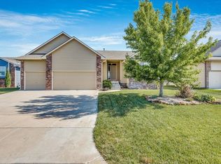 704 W Slate St, Andover, KS 67002