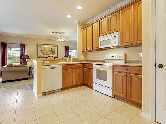4th image of 2809 Amberwood Ln