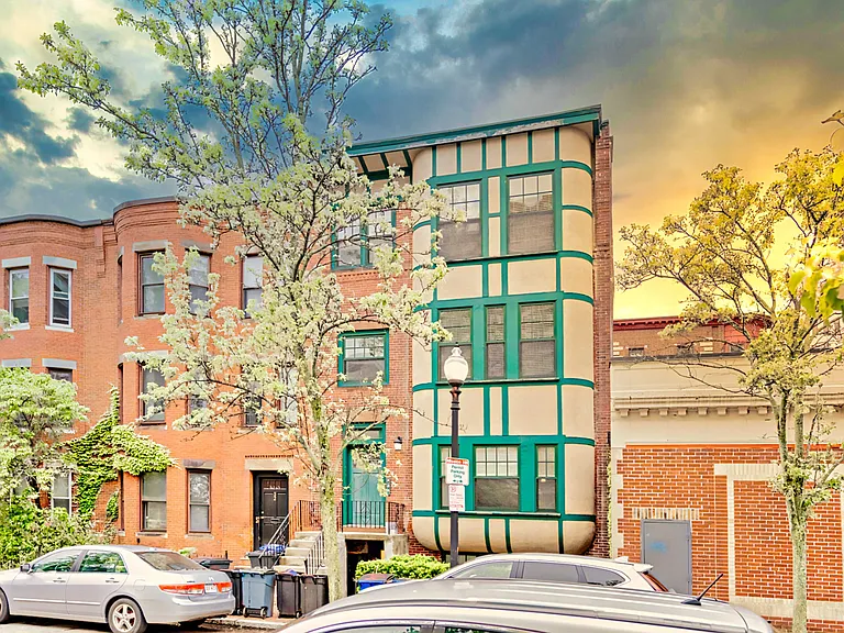 Worthington St — Photo 8