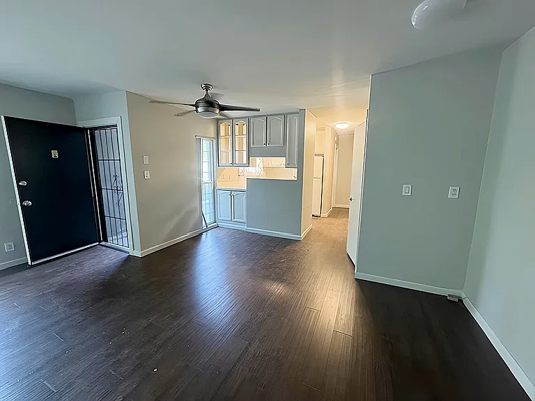 3915 Vineland Ave #1 — Photo 7