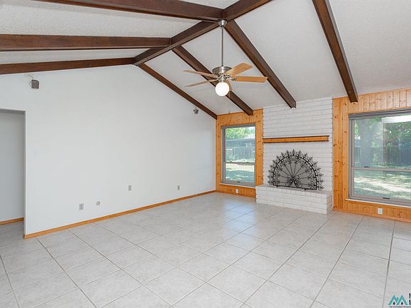 5th image of 3018 Belmont Dr