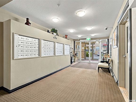 4th image of 150 Pawlychenko Lane #319