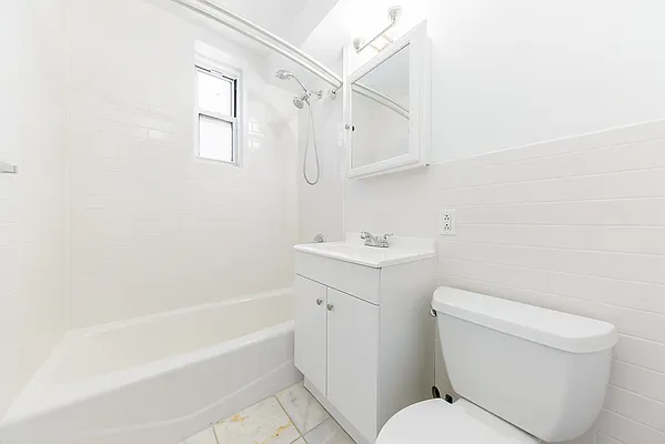 Rented by A&E Real Estate Management | media 6