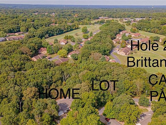 5th image of 18 Carroll Dr