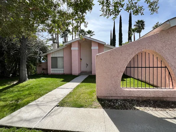 23062 Conde Dr, Santa Clarita, CA 91354