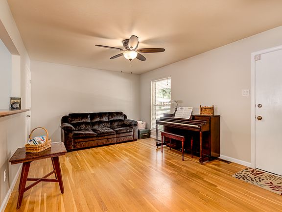 2nd image of 7365 Gerardini Dr