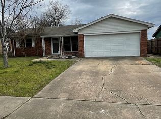 11404 E 28th St, Tulsa, OK 74129