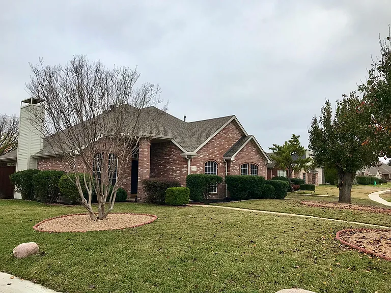 7005 Fallkirk Dr — Photo 4