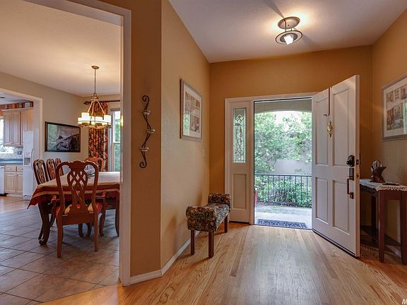 5th image of 6634 Camino Del Sol Dr
