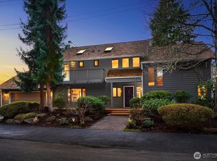 8305 44th Ave SW, Seattle, WA 98136