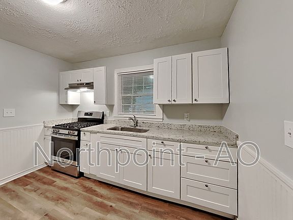 5th image of 1125 Curtis Dr