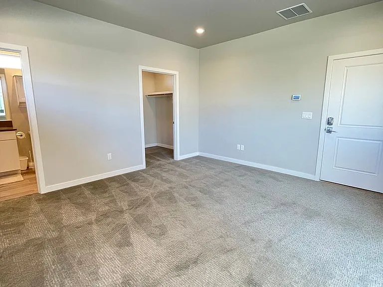 304 E Stanford Ave — Photo 8