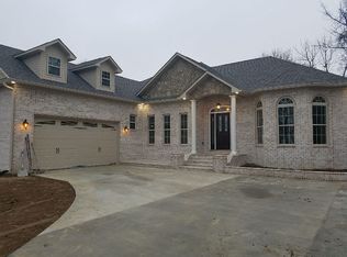 650 Willie Johnson Rd, Dyersburg, TN 38024