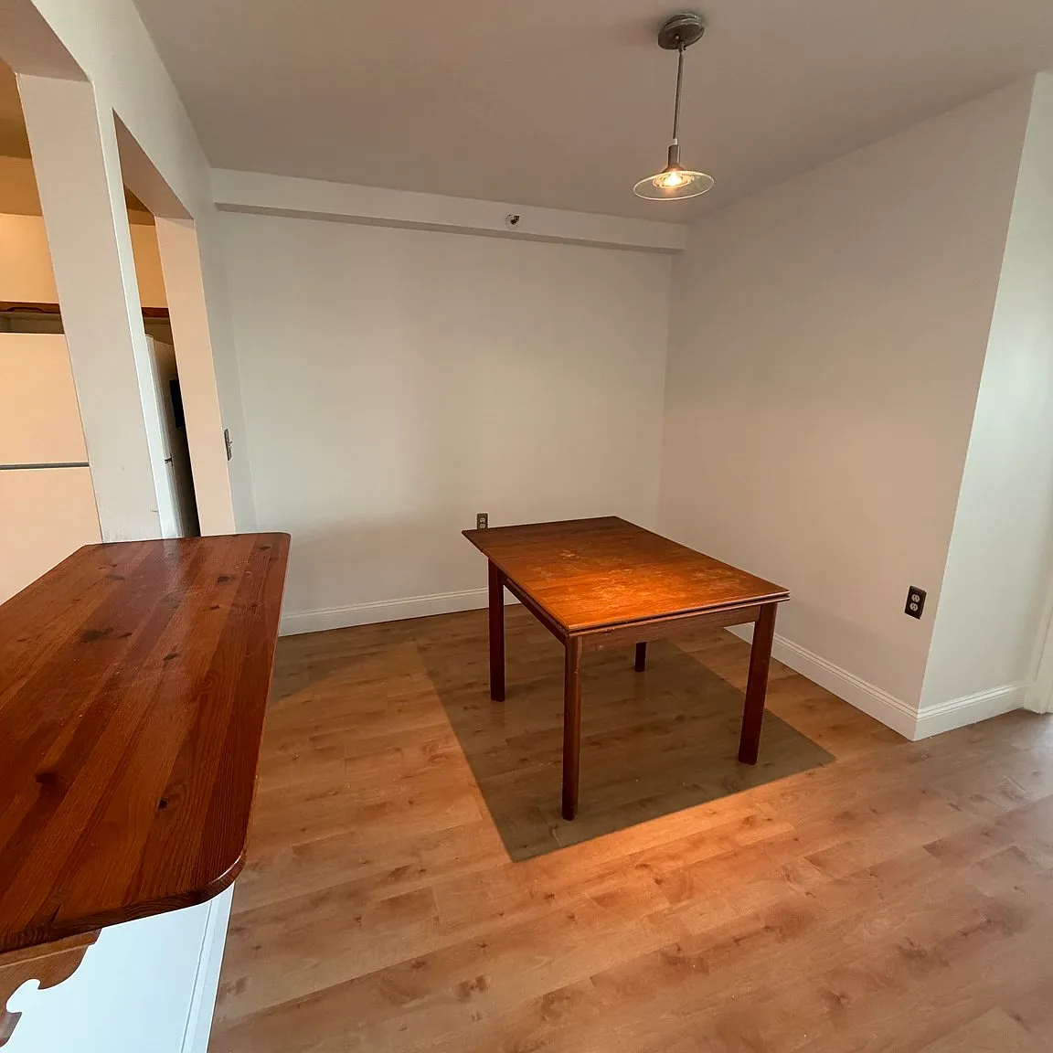 2 bed, 2.0 bath, 1069 sqft, $2,500 — Photo 3