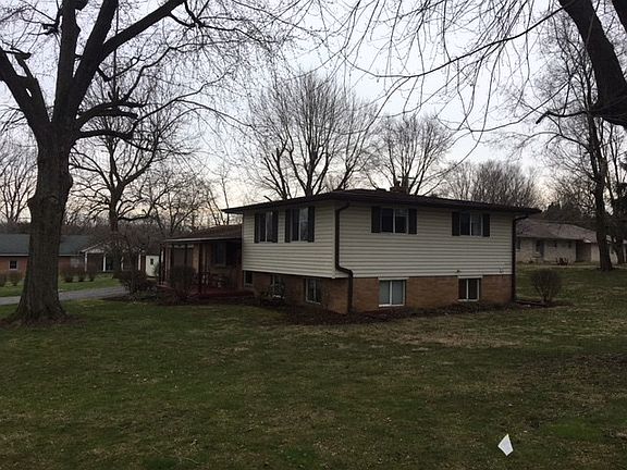 3rd image of 501 N Sycamore St