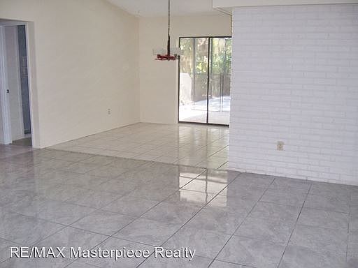 2nd image of 956 SW Castaneda Ln