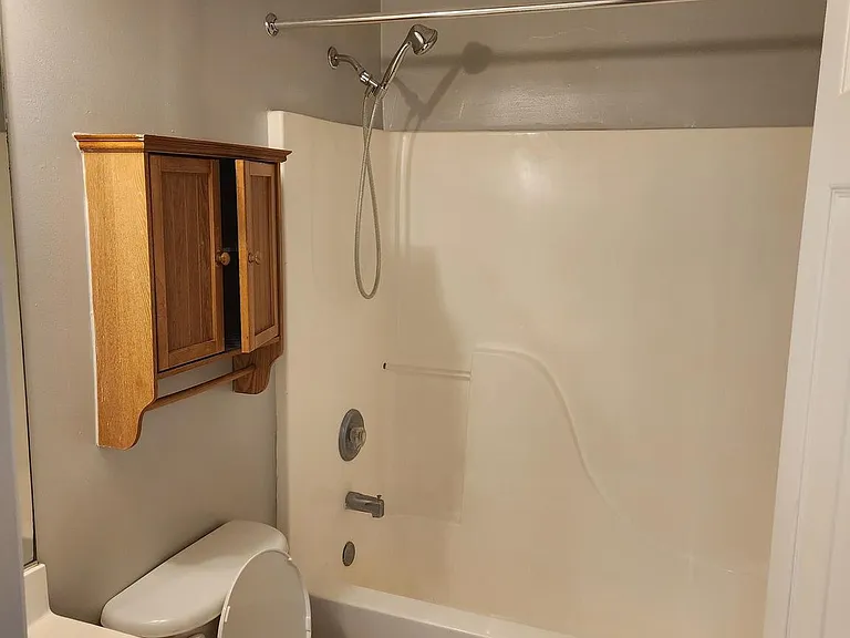 121 Deer Hill Ct — Photo 18