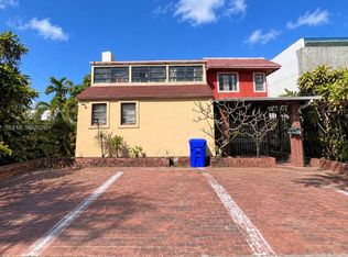 Woodside, Miami, FL 33145