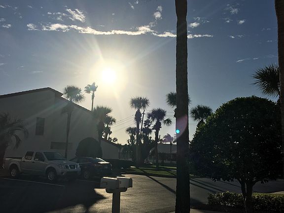 3rd image of 282 Florida Shores Blvd