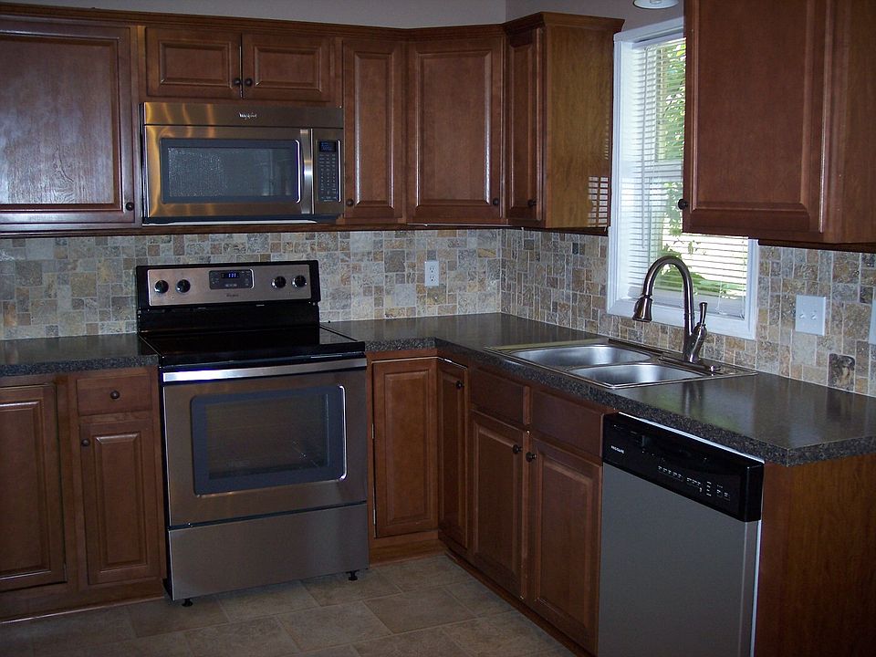 1st image of 209 N Buffalo St
