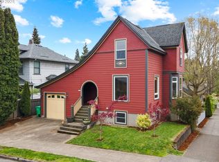 2004 SE Ash St, Portland, OR 97214