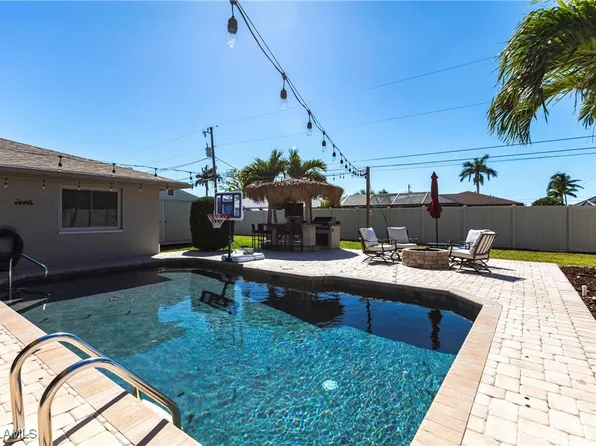 1118 SE 22nd Ter, Cape Coral, FL 33990