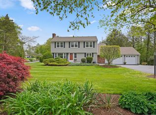 94 Porters Hill Rd, Trumbull, CT 06611