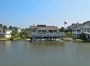 3512 Cross Bones Cir, Galveston, TX 77554