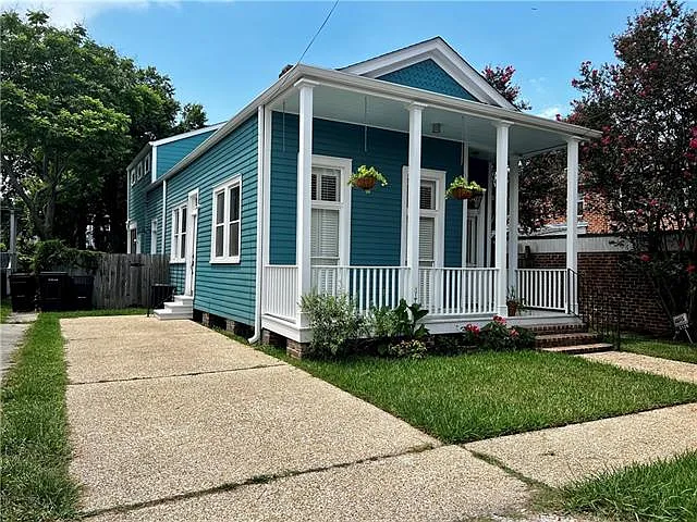 3 bed, 2.5 bath, 1835 sqft, $3,200 — Photo 3