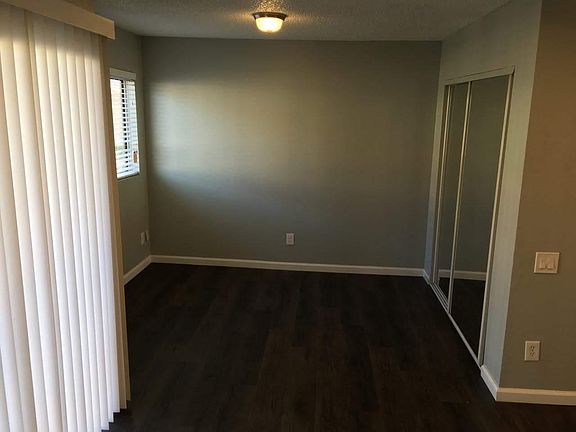 5th image of 1600 W Carson St APT 102