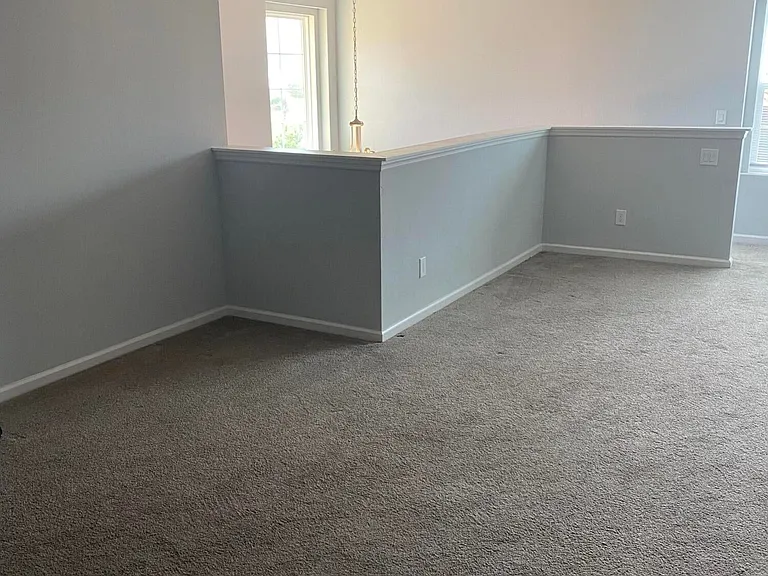 684 Carlsbad Dr — Photo 17