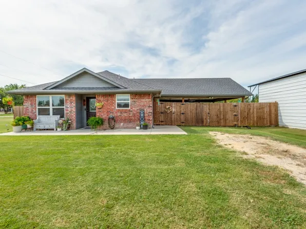 814 Vz County Road 3223, Wills Point, TX 75169