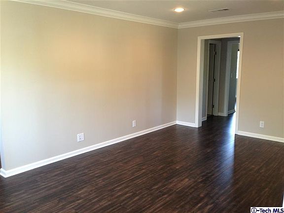 4th image of 2044 El Molino Ave