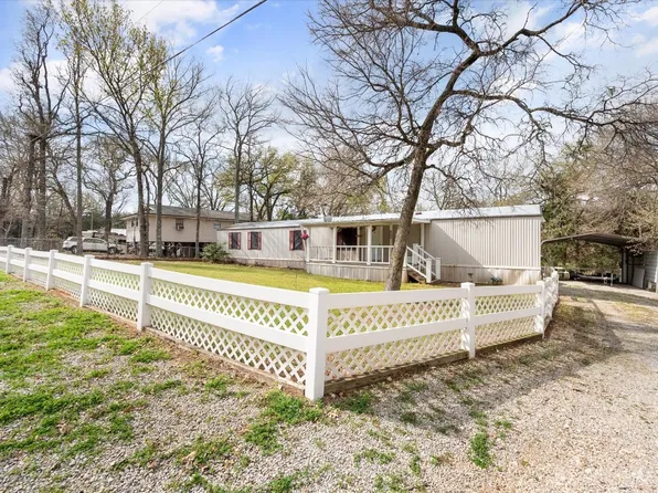 373 Brandywine Ave, Streetman, TX 75859