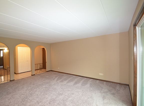 5th image of 10360 S Parkside Ave