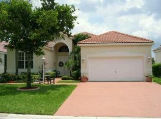7958 NW 66th Ter, Pompano Beach, FL 33067