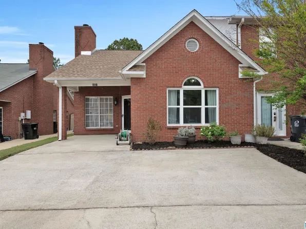 257 Cambrian Ridge Trl, Pelham, AL 35124