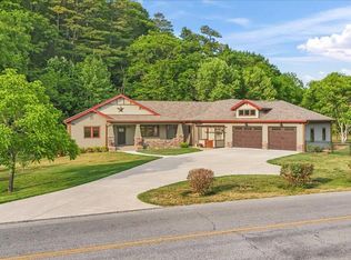 375 Middle Creek Rd, Afton, TN 37616