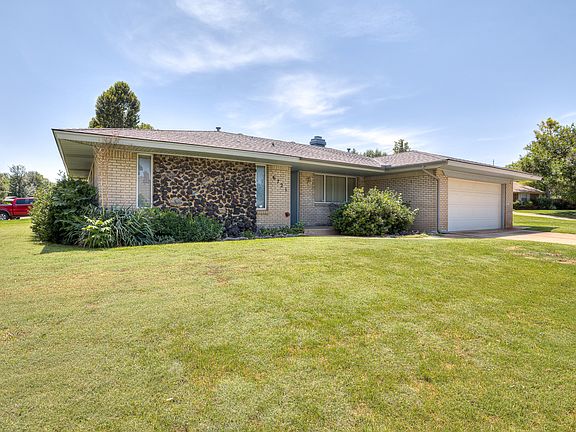 4th image of 6721 Saint Marys Cir