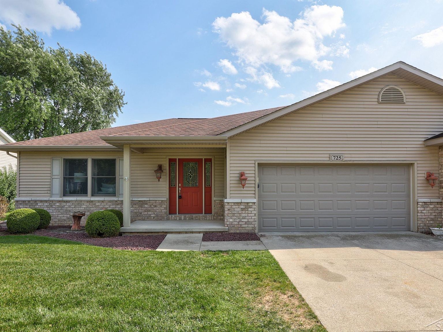725 Andrew Dr, Frankenmuth, MI 48734 Zillow