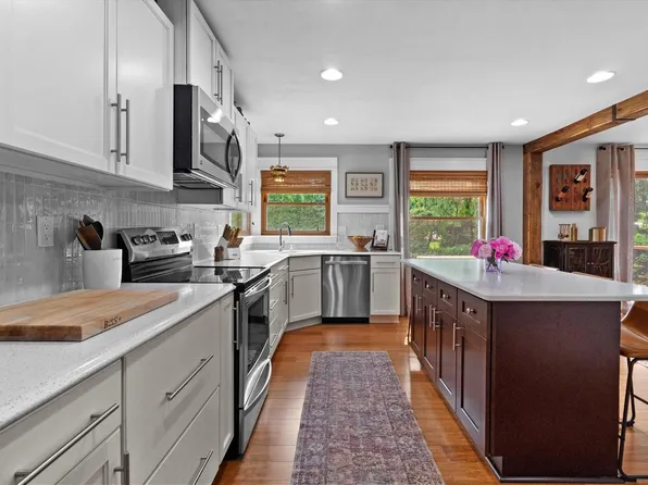 1280 Harvey AVENUE, Brookfield, WI 53005