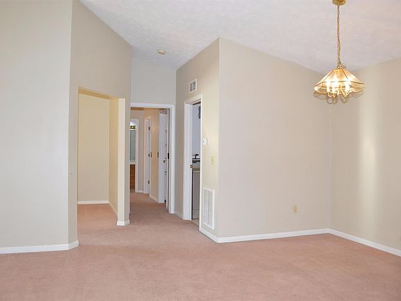 4th image of 4750 Bordeaux Ln