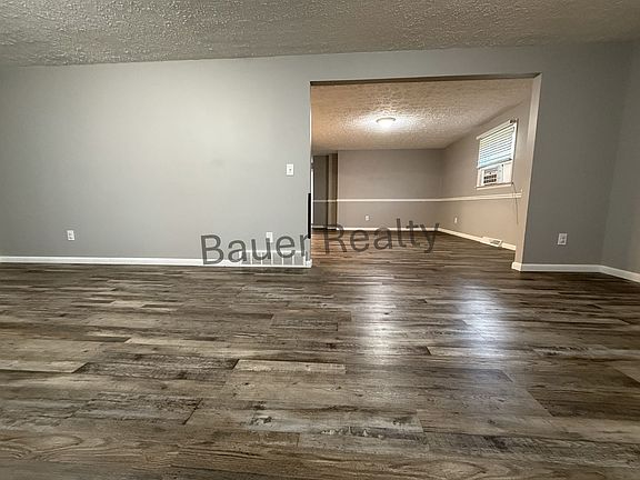 5th image of 1620 Grace St #1618