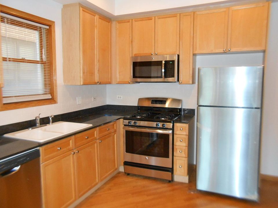 1st image of 1326 W Diversey Pkwy #2FF