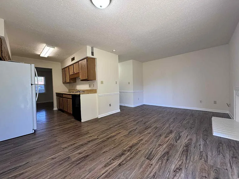 1730 Oshea St #2 — Photo 25